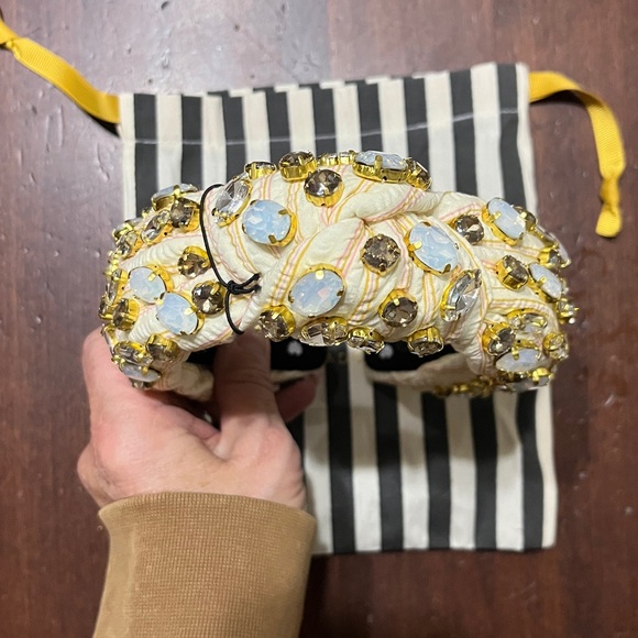 Lele Sadoughi STRIPE SEERSUCKER EMBELLISHED KNOTTED HEADBAND Blush NWT - Picture 5 of 9